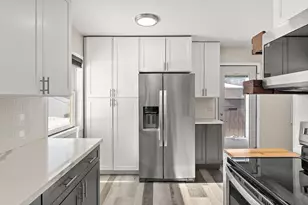 6871 90th St S, Cottage Grove, MN 55016 - Photo 7