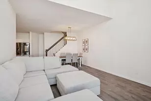 18289 Kerrville Trail, Lakeville, MN 55044 - Photo 3