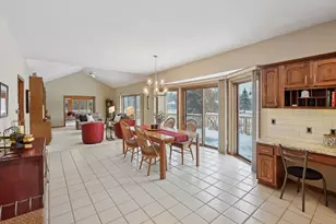 11824 Welters Way, Eden Prairie, MN 55347 - Photo 19