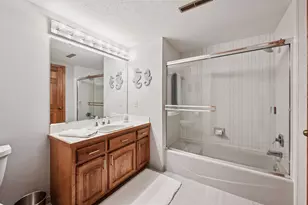 11824 Welters Way, Eden Prairie, MN 55347 - Photo 45