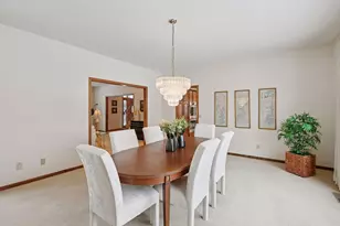 11824 Welters Way, Eden Prairie, MN 55347 - Photo 9