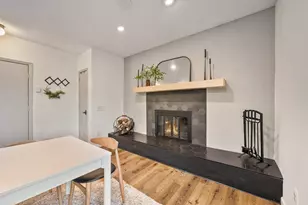 9909 Oakland Ave S, Bloomington, MN 55420 - Photo 17