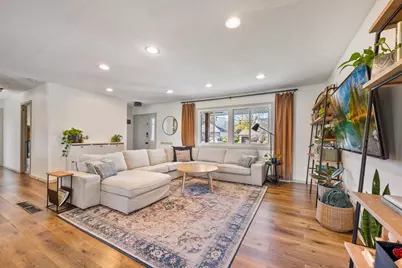 9909 Oakland Avenue S, Bloomington, MN 55420 - Photo 5