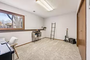 9909 Oakland Ave S, Bloomington, MN 55420 - Photo 45