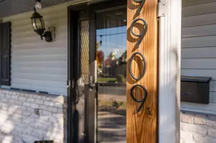 9909 Oakland Ave S, Bloomington, MN 55420 - Photo 3