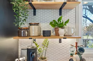 9909 Oakland Ave S, Bloomington, MN 55420 - Photo 13