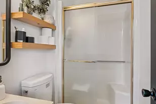 9909 Oakland Ave S, Bloomington, MN 55420 - Photo 29