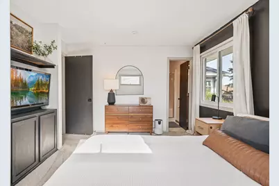 9909 Oakland Avenue S, Bloomington, MN 55420 - Photo 27