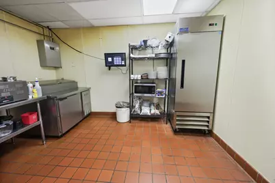 201 N Sibley Avenue, Litchfield, MN 55355 - Photo 21