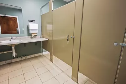 201 N Sibley Avenue, Litchfield, MN 55355 - Photo 23