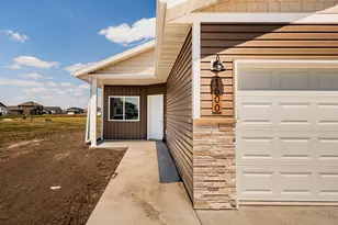 1600 5th Ave NE, Dilworth, MN 56529 - Photo 3