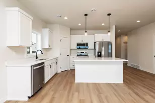 1600 5th Ave NE, Dilworth, MN 56529 - Photo 9