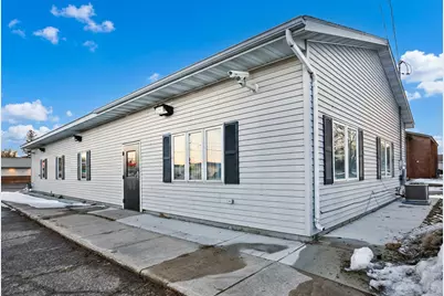 316 Highway Avenue S, Blooming Prairie, MN 55917 - Photo 3