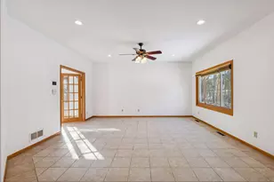 856 Polen Dr, Hudson, WI 54016 - Photo 9