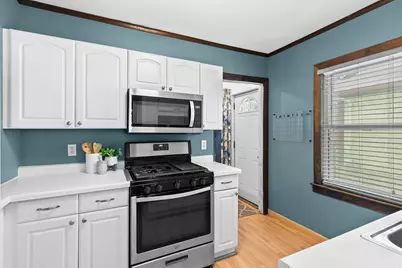 704 Lexington Parkway N, Saint Paul, MN 55104 - Photo 9