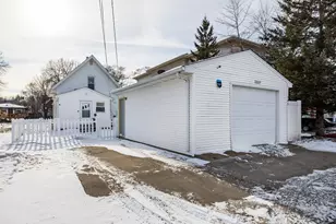 147 Hurley St E, West Saint Paul, MN 55118 - Photo 25