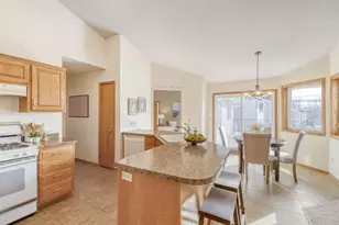 19199 Encore Ct, Farmington, MN 55024 - Photo 11