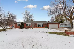 421 McIndoe St, Owatonna, MN 55060 - Photo 3