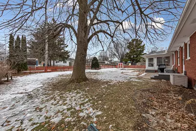 421 McIndoe Street, Owatonna, MN 55060 - Photo 9