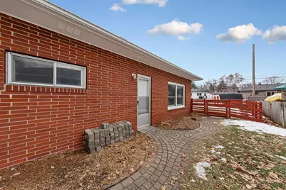 421 McIndoe Street, Owatonna, MN 55060 - Photo 5