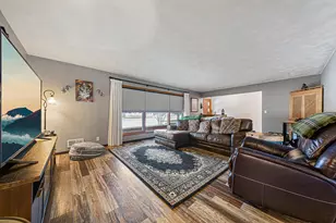 421 McIndoe St, Owatonna, MN 55060 - Photo 17