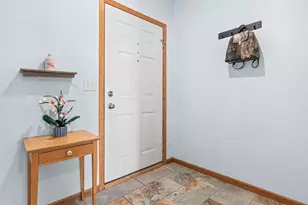 1035 Providence Dr, Shakopee, MN 55379 - Photo 5