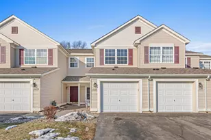 1035 Providence Dr, Shakopee, MN 55379 - Photo 5