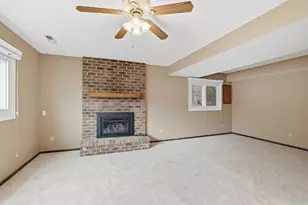 1633 W 140th St, Burnsville, MN 55337 - Photo 21