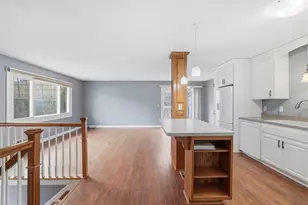 1633 W 140th St, Burnsville, MN 55337 - Photo 3