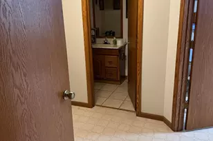 1807 Brookside Dr, Albert Lea, MN 56007 - Photo 29