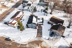 405 9th Ave Cir NW, Kasson, MN 55944 - Photo 7