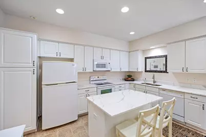 13930 54th Avenue N #1, Plymouth, MN 55446 - Photo 9