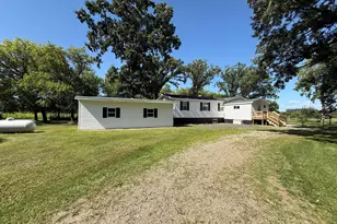 45227 Co Hwy 67, New York Mills, MN 56567 - Photo 9