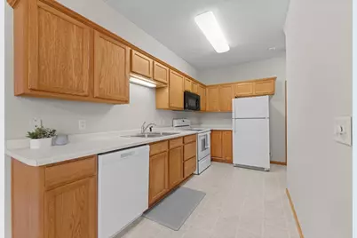 1980 Pika Trail #E, River Falls, WI 54022 - Photo 7