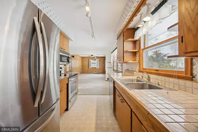 2100 71st Avenue N, Brooklyn Center, MN 55430 - Photo 15