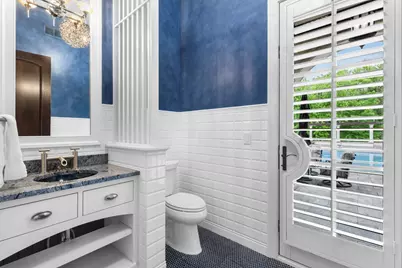 1560 Hunter Drive, Wayzata, MN 55391 - Photo 17