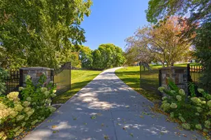 1560 Hunter Dr, Wayzata, MN 55391 - Photo 43