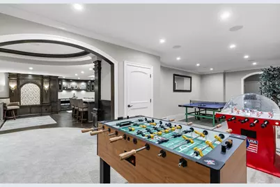 1560 Hunter Drive, Wayzata, MN 55391 - Photo 33