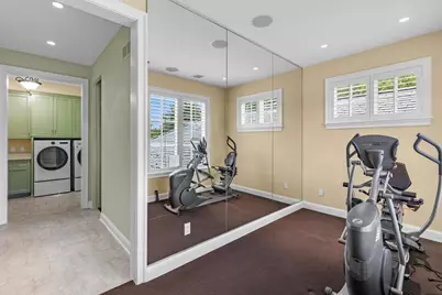 1560 Hunter Drive, Wayzata, MN 55391 - Photo 27