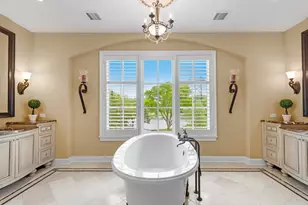 1560 Hunter Dr, Wayzata, MN 55391 - Photo 21