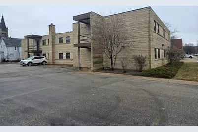 176 W 8th St & 402 Center Street, Winona, MN 55987 - Photo 7