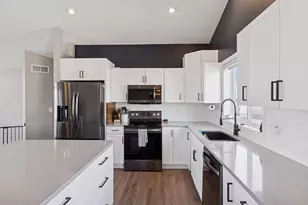 1546 Mallard Ave, Baldwin, WI 54002 - Photo 3