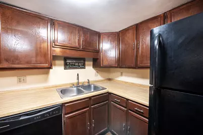 7112 72nd Lane N #257, Brooklyn Park, MN 55428 - Photo 3