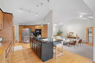 1688 Chatham Ave, Arden Hills, MN 55112 - Photo 9