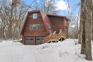 133 Glen Ln, River Falls, WI 54022 - Photo 1