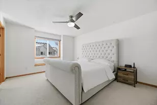 1672 Bedford Ln, Shakopee, MN 55379 - Photo 11