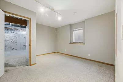 1672 Bedford Lane, Shakopee, MN 55379 - Photo 17