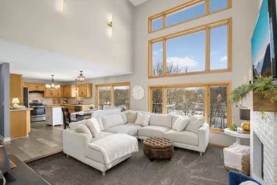 4751 Helmo Avenue N, Oakdale, MN 55128 - Photo 11