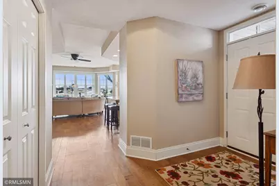 1197 Gallery Lane, Chaska, MN 55318 - Photo 7