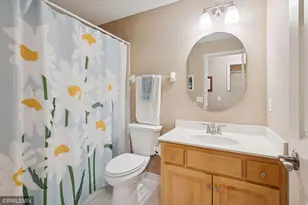 1197 Gallery Ln, Chaska, MN 55318 - Photo 33